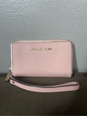 Michael Kors Blush Pink Saffiano Zip Wallet Wristlet